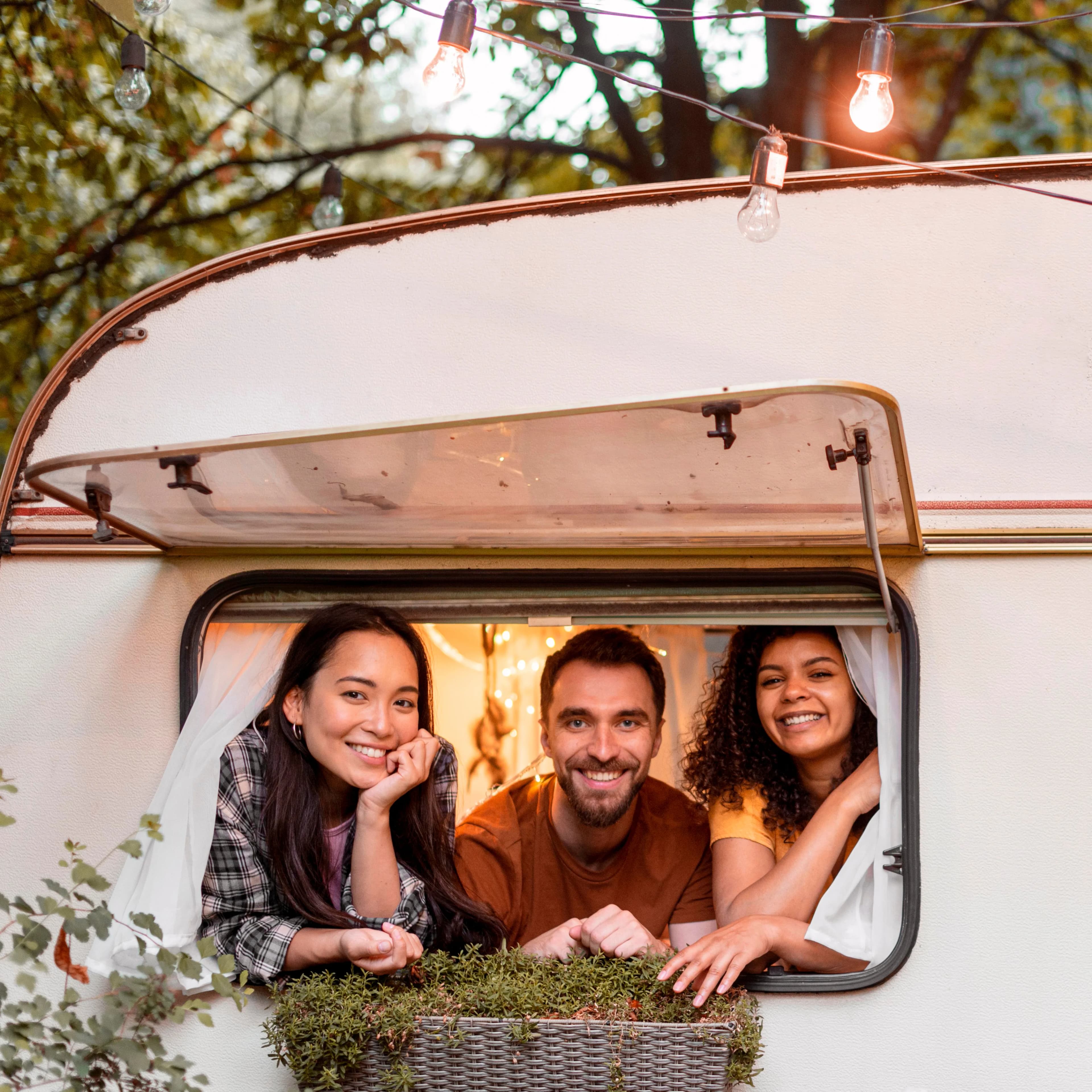 Das Team von FAHA Cars & Caravans GmbH Mühlhausen